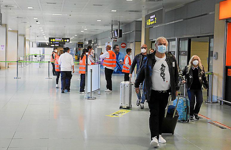 Le débarquement des Allemands à Ibiza commence