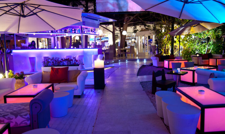 Km5 Ibiza Bar-Restaurant Lounge