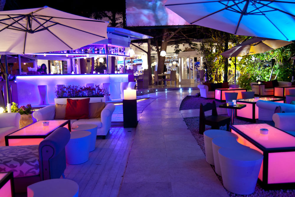Km5 Ibiza Bar-Restaurant Lounge