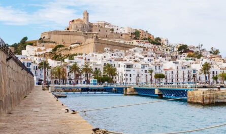 Dalt Vila à Ibiza : un voyage dans le temps !