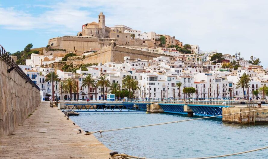 Dalt Vila à Ibiza : un voyage dans le temps !