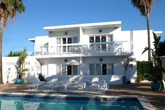 Appart Hotel à Ibiza – Ciel Azul Ibiza – près de Es Cana et du Fameux Hippy Market