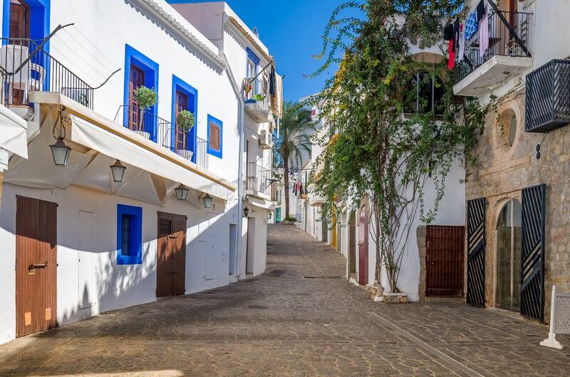 Quelques Conseils pour Vous Loger durant Vos Vacances à Ibiza